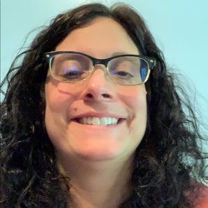 Meet your Posher, Myra